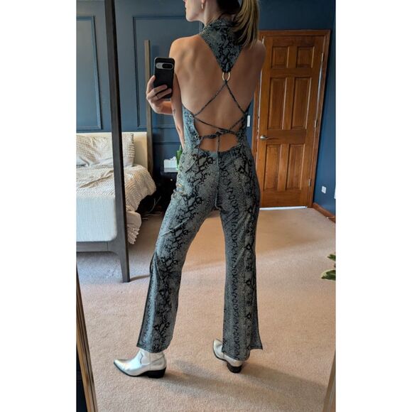 Rare Y2K Snakeskin Jumpsuit – Go-Go Coyote Ugly, Backless, Slit Leg size Small - Picture 3 of 6